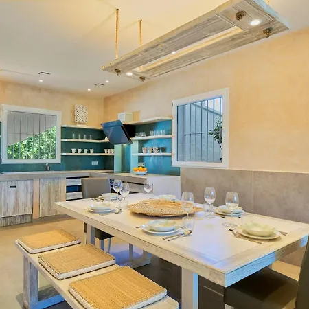 About Casa Del Rio